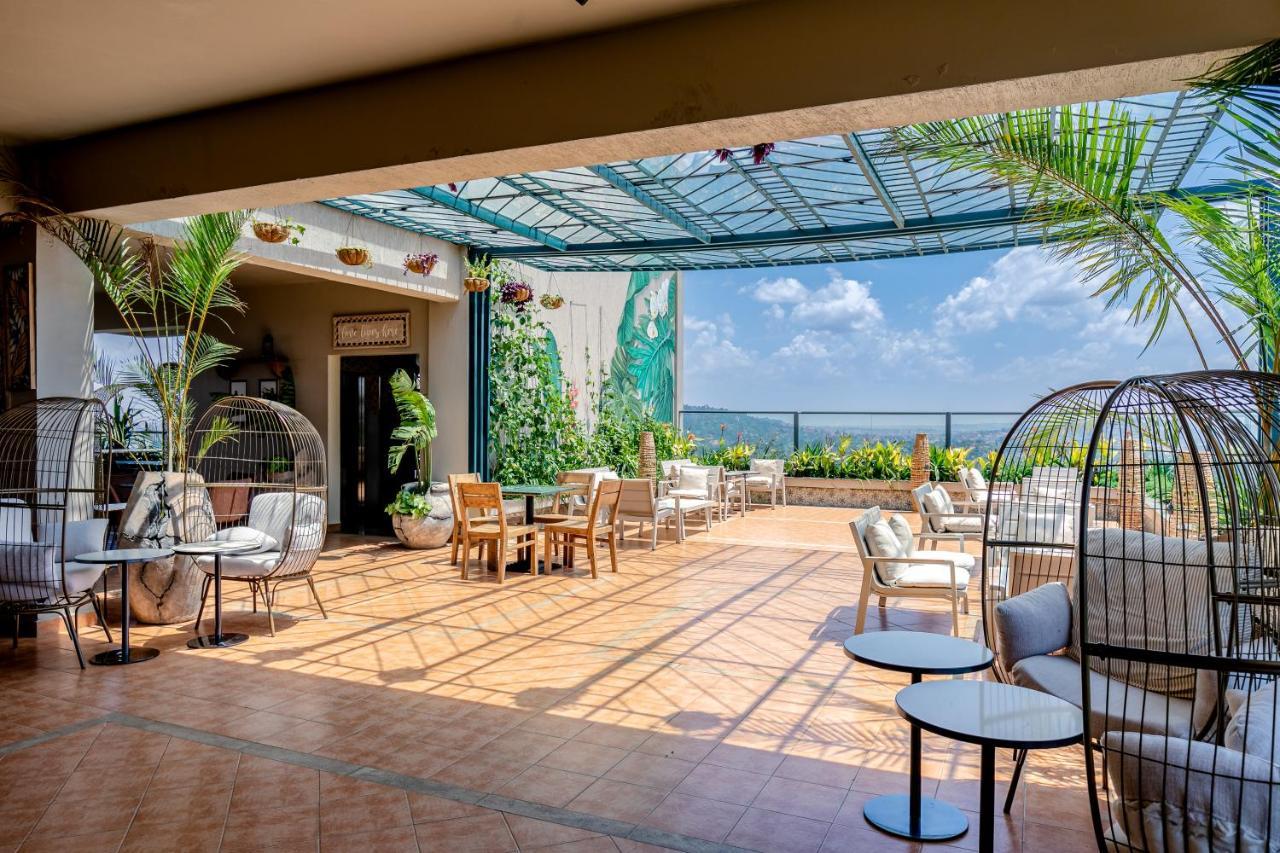Zara Garden Hotel And Apartments Кампала Экстерьер фото